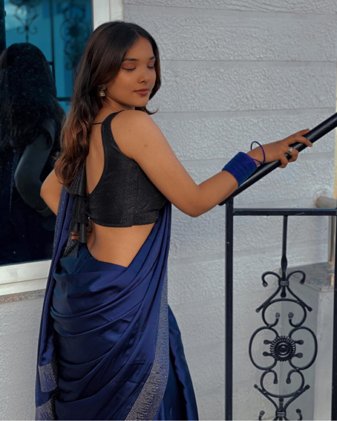 Blue Saree Side View